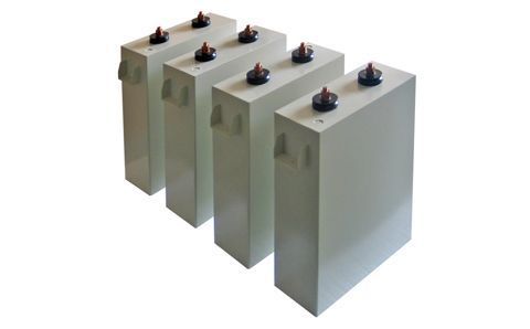 如何區(qū)分電容器的正負(fù)極？
