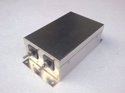 鉭電容器和固態(tài)電容哪一個(gè)好？